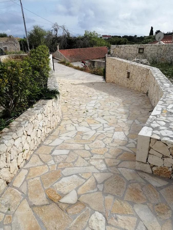 Villa Clio Manganos Bagian luar foto