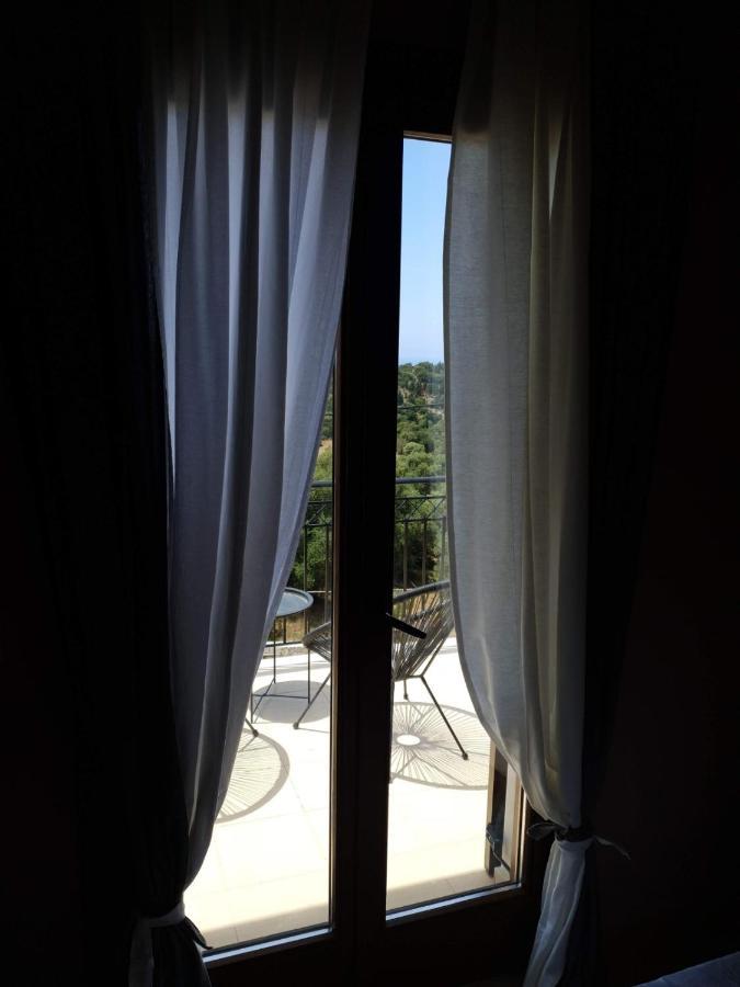 Villa Clio Manganos Bagian luar foto