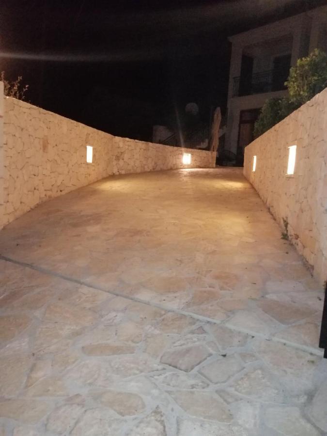 Villa Clio Manganos Bagian luar foto